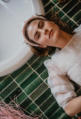 Un mariage maximaliste et coloré - Ruban Collectif - Blog mariage : La mariée aux pieds nus