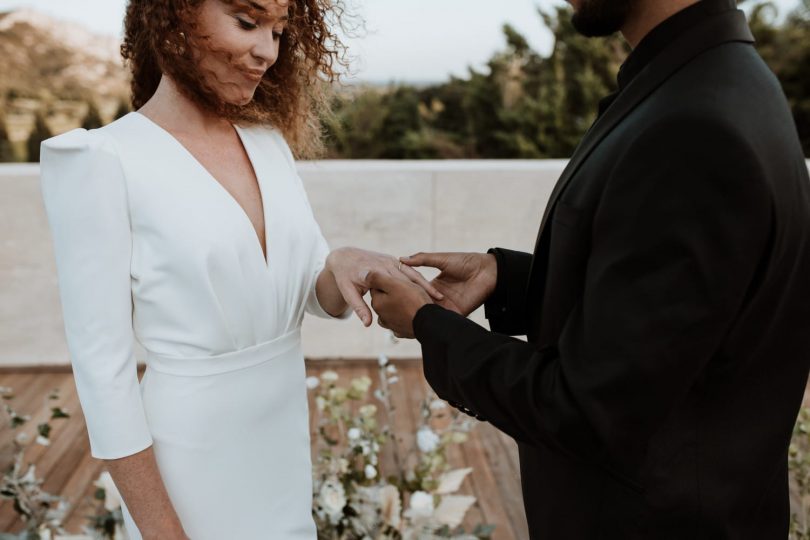 Un mariage minimaliste au Domaine du Vallon des Glauges en Provence - Photos : SoulPics - Blog mariage : La mariée aux pieds nus