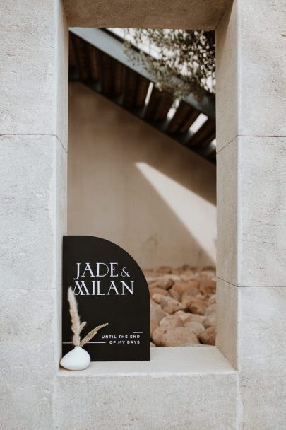 Un mariage minimaliste dans les Alpilles en Provence - Photos : SoulPics - Blog mariage : La mariée aux pieds nus