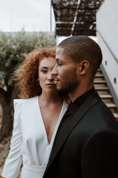 Un mariage minimaliste au Domaine du Vallon des Glauges en Provence - Photos : SoulPics - Blog mariage : La mariée aux pieds nus