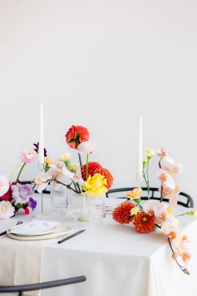 Un mariage minimaliste et coloré au Vallon des Glauges - Photos : Rock'n Brides - Blog mariage : La mariée aux pieds nus