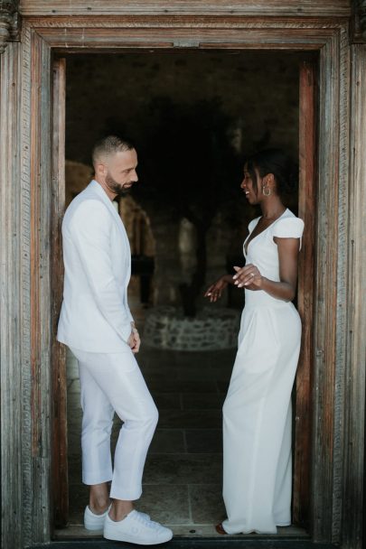 Un mariage contemporain à la villa La Cavalerie - Photos / Video : Soulpics - Design : Atelier Blanc - Blog mariage : La mariée aux pieds nus