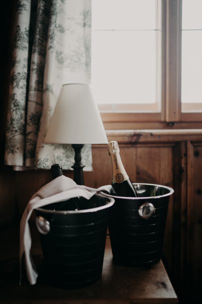 Un mariage sous la neige en Autriche - La mariée aux pieds nus