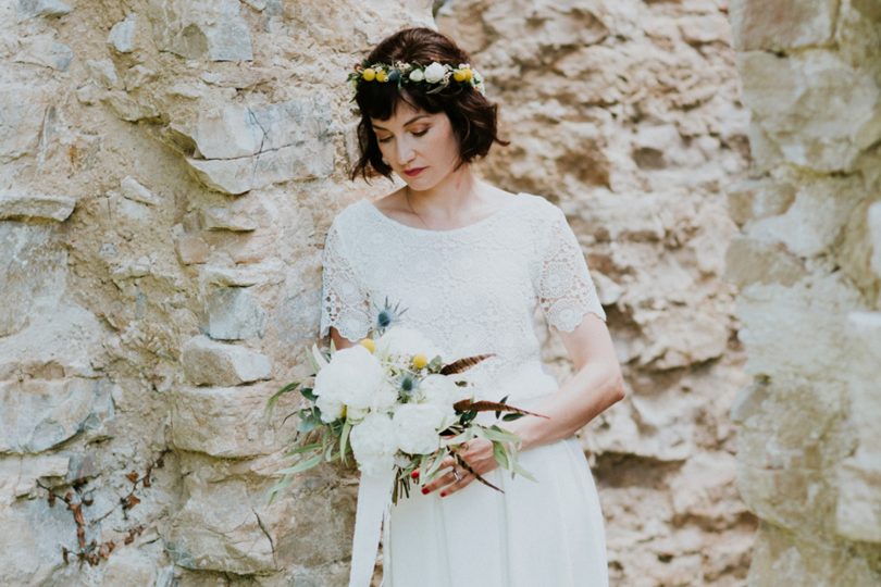 Un mariage au Morimont en Alsace - Photos : Photography by Chloé - Blog mariage : La mariée aux pieds nus