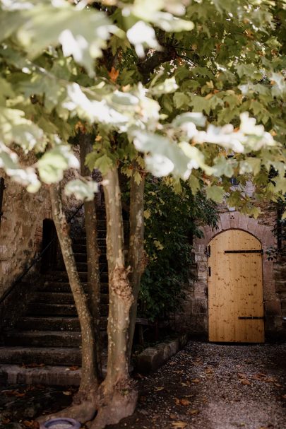 Un mariage au Moulin des Gaffins près d'Avignon - Photos : Coralie Lescieux - Blog mariage : La mariée aux pieds nus