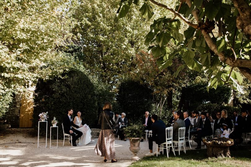 Un mariage au Moulin des Gaffins près d'Avignon - Photos : Coralie Lescieux - Blog mariage : La mariée aux pieds nus