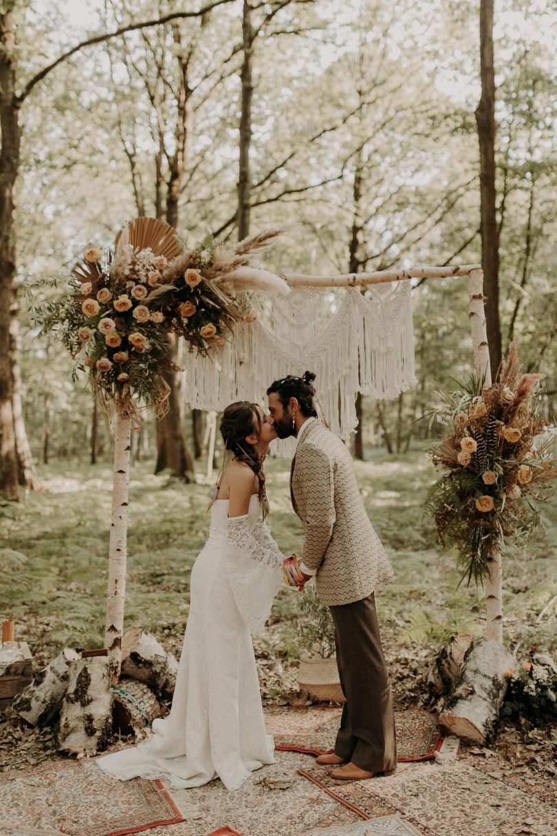 Un mariage au coeur de la nature dans la vallée de Chevreuse - Photos : Baptiste Hauville - Blog mariage : La mariée aux pieds nus