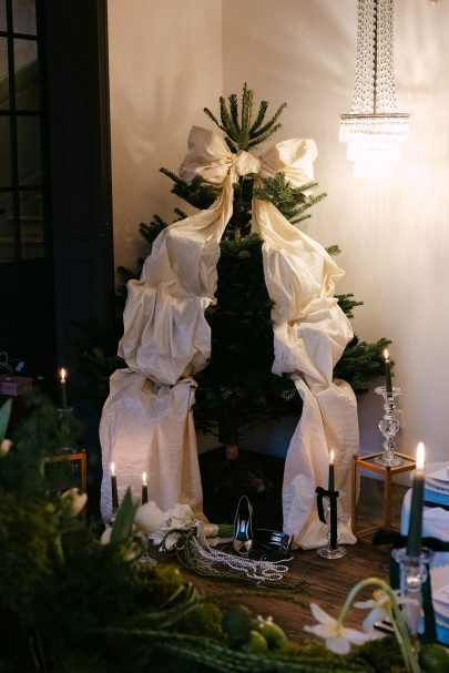 Un mariage à Noël au Chateau de Garde près de Bordeaux - Photos : The Quirky - Blog mariage : La mariée aux pieds nus