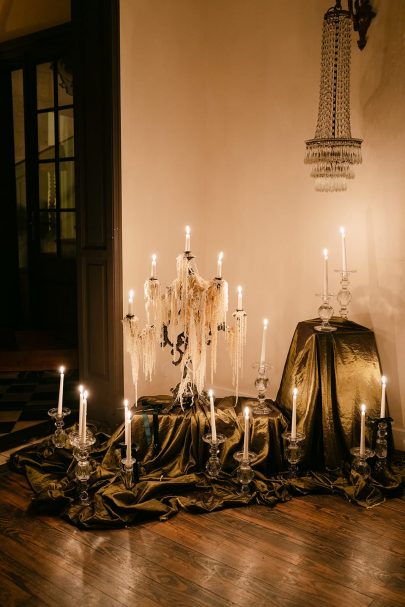 Un mariage à Noël au Chateau de Garde près de Bordeaux - Photos : The Quirky - Blog mariage : La mariée aux pieds nus