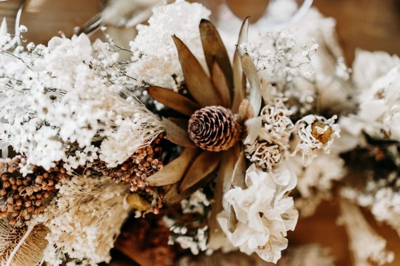 Un mariage nomade chic au Clos de Jac en Provence - Photos : Lorenzo Accardi - Blog mariage : La mariée aux pieds nus