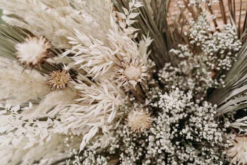 Un mariage nomade chic au Clos de Jac en Provence - Photos : Lorenzo Accardi - Blog mariage : La mariée aux pieds nus