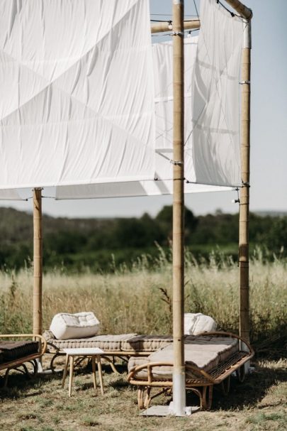 Un mariage nomade chic au Clos de Jac en Provence - Photos : Lorenzo Accardi - Blog mariage : La mariée aux pieds nus