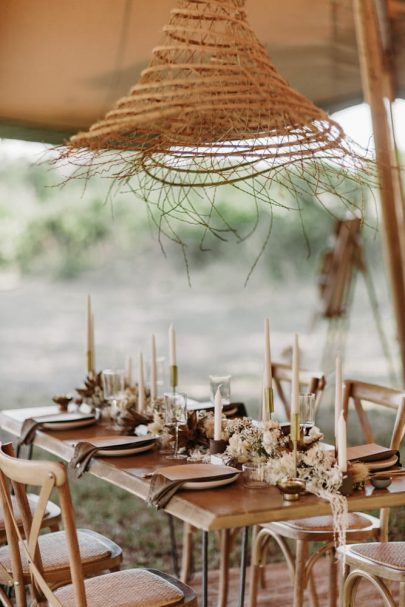 Un mariage nomade chic au Clos de Jac en Provence - Photos : Lorenzo Accardi - Blog mariage : La mariée aux pieds nus