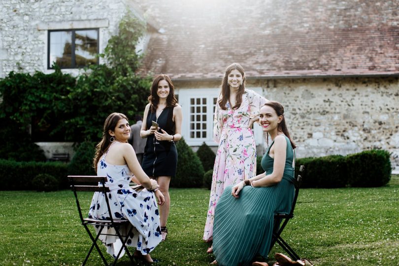 Un mariage en blanc en Normandie à la Dîme de Giverny - Photos : Zoe Fidji - Blog mariage : La mariée aux pieds nus