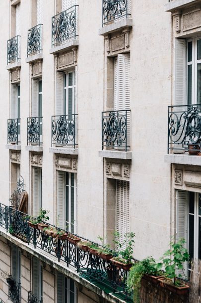 Un mariage à Paris - Tout Doux Liste - Photos : Pierre Atelier - Blog mariage : La mariée aux pieds nus