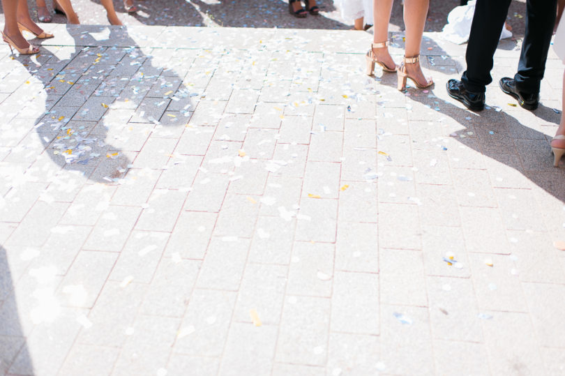 Un mariage pastel dans le Beaujolais - La mariée aux pieds nus - Photos : Marion Heurteboust