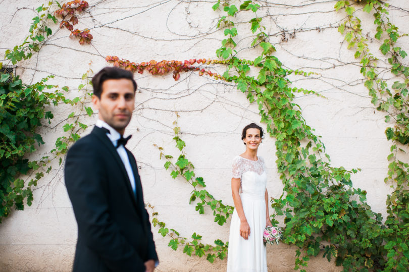 Un mariage pastel dans le Beaujolais - La mariée aux pieds nus - Photos : Marion Heurteboust