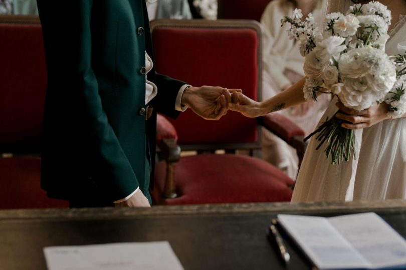 Un mariage pastel au Moulin de Mourette en Seine et Marne - Photos : Solveig & Ronan - Blog mariage : La mariée aux pieds nus