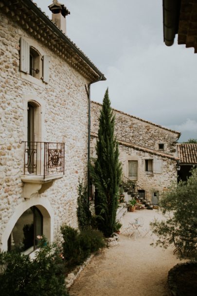 Un mariage aux Domaines de Patras - Photos : Coralie Lescieux - Blog mariage : La mariée aux pieds nus