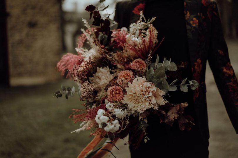 Un mariage en petit comité au Domaine des Hayes près de Rennes - Photos : Lilipop Photographie - Blog mariage : La mariée aux pieds nus