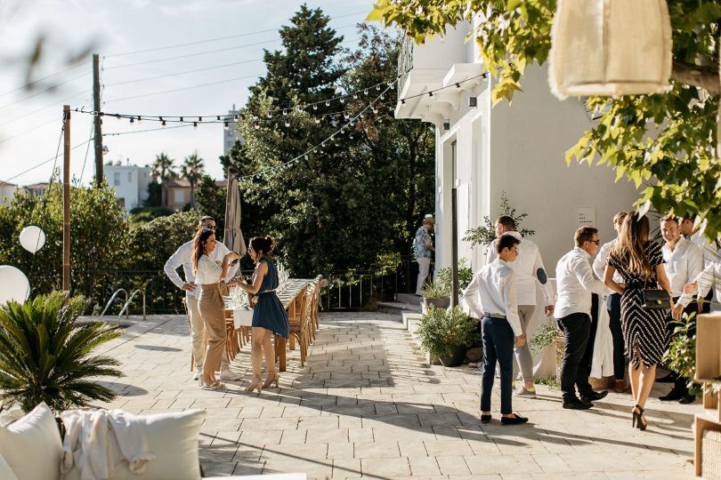 Un mariage en petit comité à Marseille - Photos : Lifestories Wedding - Blog mariage : La mariée aux pieds nus