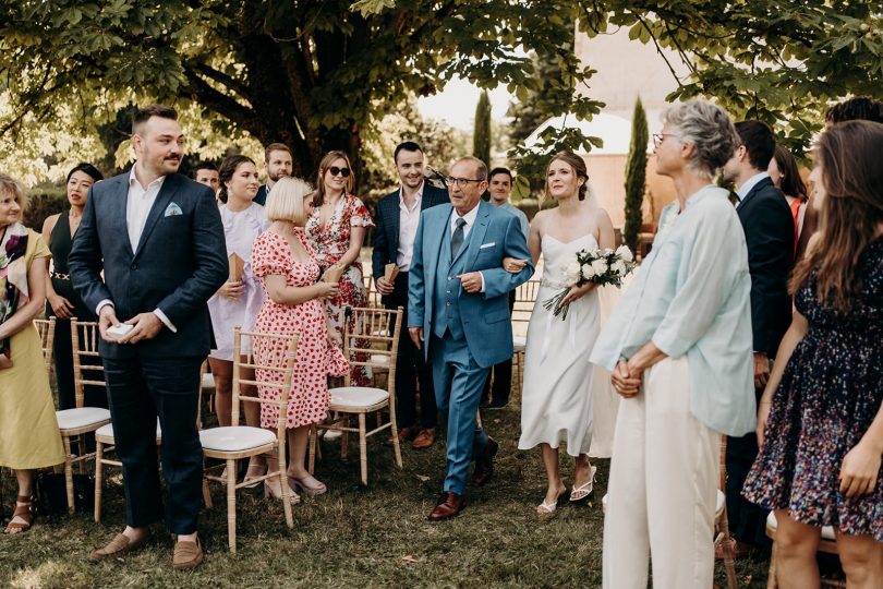 Un mariage à La Bastide des Terres dans la Drôme - Photos : Sidonie Vidal - Blog mariage : La mariée aux pieds nus