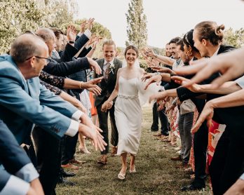 Un mariage à La Bastide des Terres dans la Drôme - Photos : Sidonie Vidal - Blog mariage : La mariée aux pieds nus