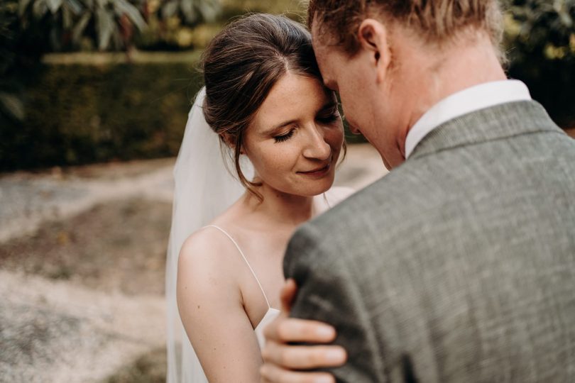 Un mariage à La Bastide des Terres dans la Drôme - Photos : Sidonie Vidal - Blog mariage : La mariée aux pieds nus