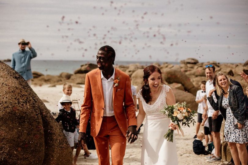 Un mariage en petit comité en Bretagne - Photos : Dall'k - Blog mariage : La mariée aux pieds nus