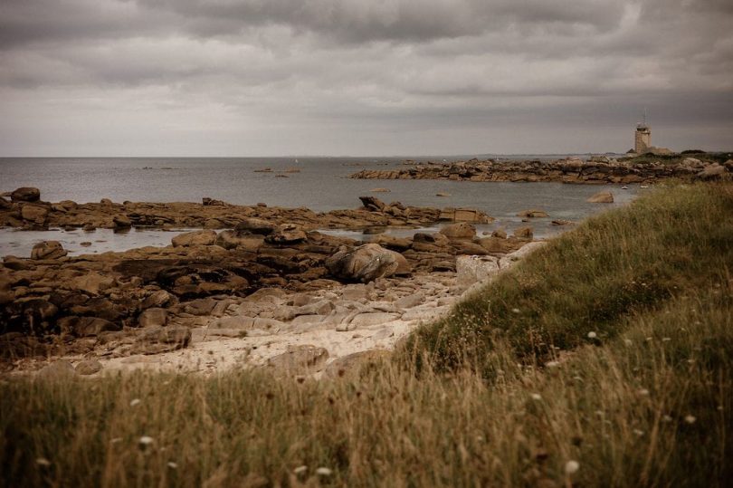 Un mariage en petit comité en Bretagne - Photos : Dall'k - Blog mariage : La mariée aux pieds nus