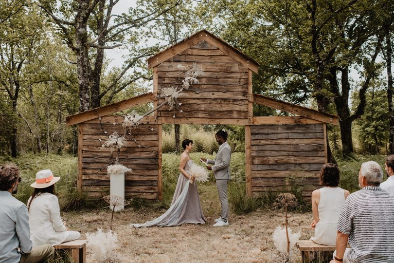 Un mariage en petit comité au Domaine de Petiosse - Photos : Patricia Hendrychova Estanguet - Blog mariage : La mariée aux pieds nus