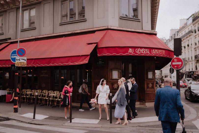 Un mariage en petit comité à Paris - Photos : Lika Banshoya - Blog mariage : La mariée aux pieds nus