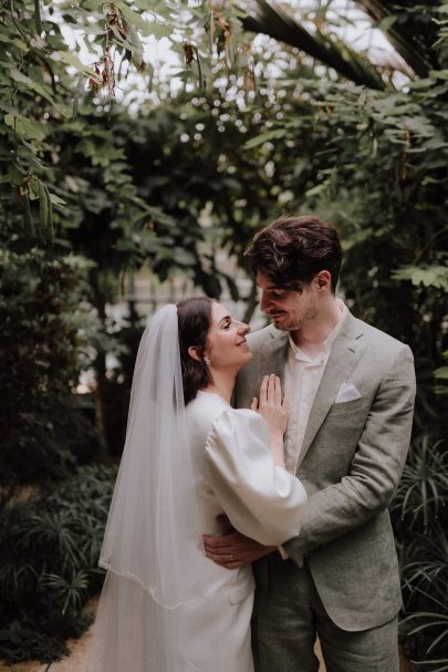 Un mariage en petit comité à Paris - Photos : Lika Banshoya - Blog mariage : La mariée aux pieds nus