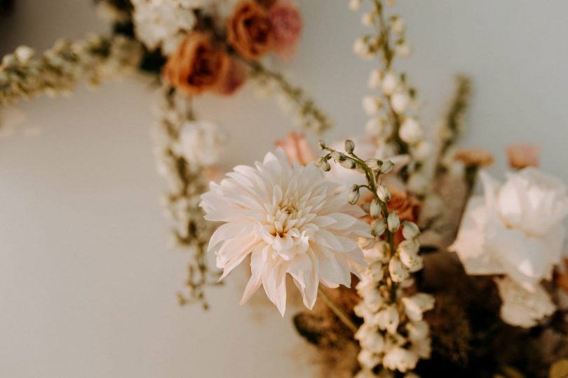 Un mariage en petit comité sur une péniche à Lille - Photographe : Anaïs Bizet - Blog mariage : La mariée aux pieds nus