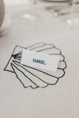 Un mariage en petit comité en Provence - Photos : Clément Minair - Blog mariage : La mariée aux pieds nus