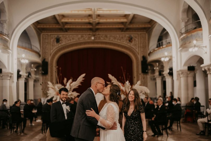 Un mariage en petit comité à Tournai en Belgique - Photos : Forever - Blog mariage : La mariée aux pieds nus