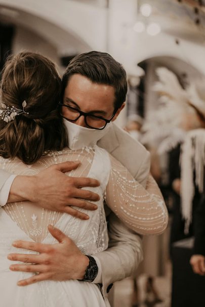 Un mariage en petit comité à Tournai en Belgique - Photos : Forever - Blog mariage : La mariée aux pieds nus