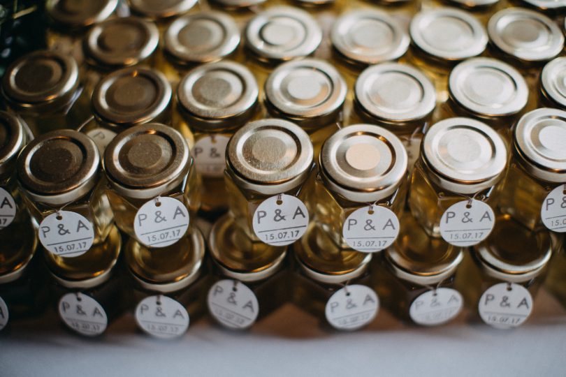 Un mariage au Domaine de la Ruisselière dans les Beaujolais - Photos : Stephen Liberge - Blog mariage : La mariée aux pieds nus