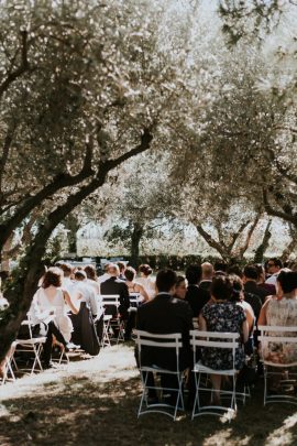 Un mariage au Domaine de Villary près de Nimes - Photos : Phan Tien Photography - Blog mariage : La mariée aux pieds nus