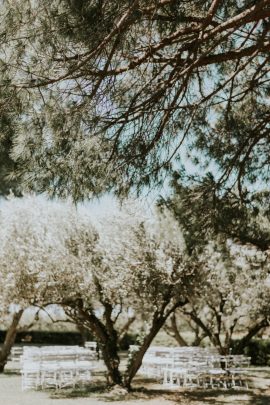 Un mariage au Domaine de Villary près de Nimes - Photos : Phan Tien Photography - Blog mariage : La mariée aux pieds nus