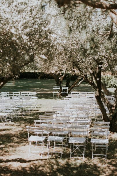 Un mariage au Domaine de Villary près de Nimes - Photos : Phan Tien Photography - Blog mariage : La mariée aux pieds nus