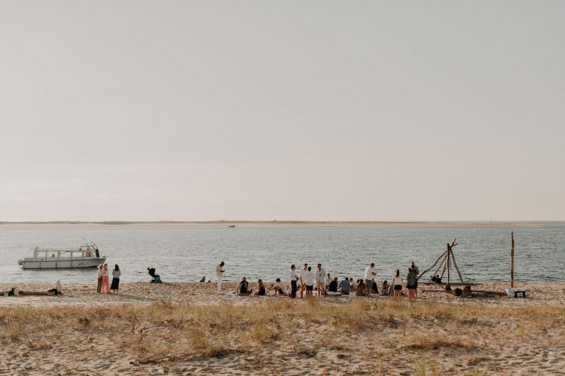 Un mariage sur une plage du Cap Ferret - Wedding planner : Sparkly - Blog mariage : La mariée aux pieds nus