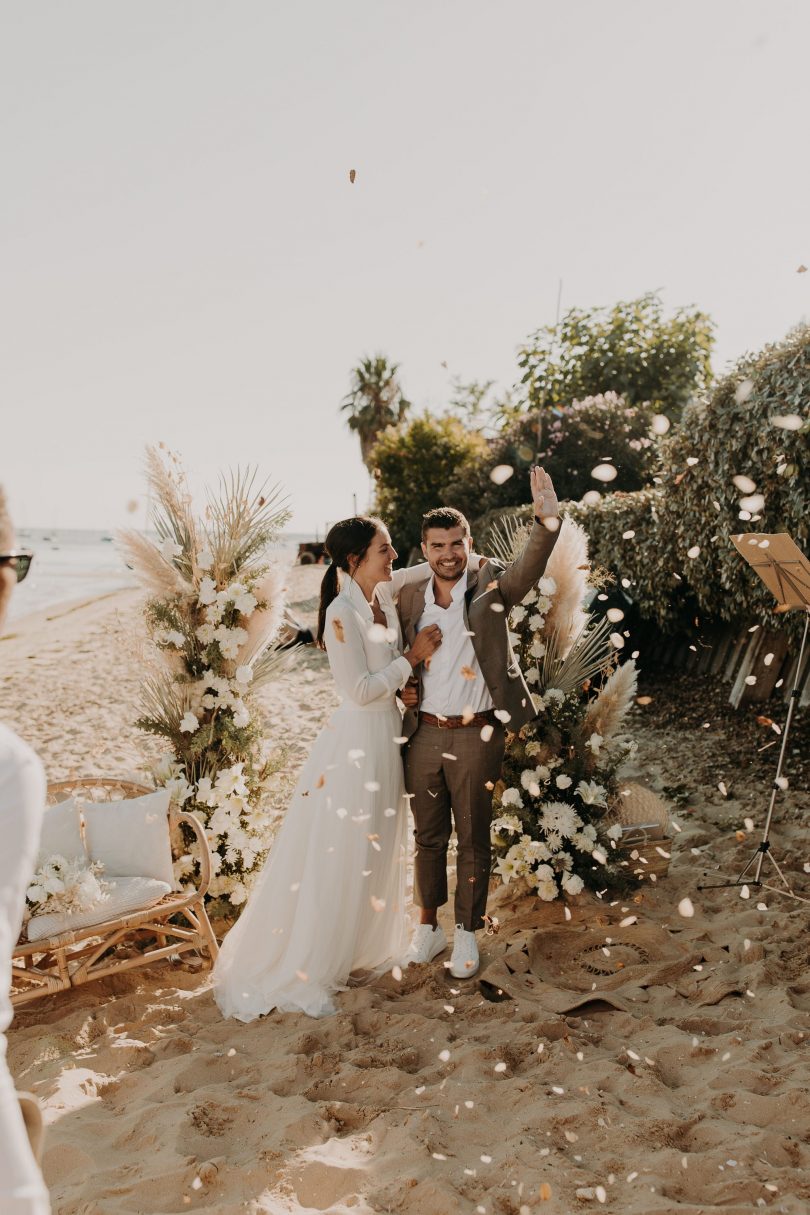 Un mariage sur une plage du Cap Ferret - Wedding planner : Sparkly - Blog mariage : La mariée aux pieds nus