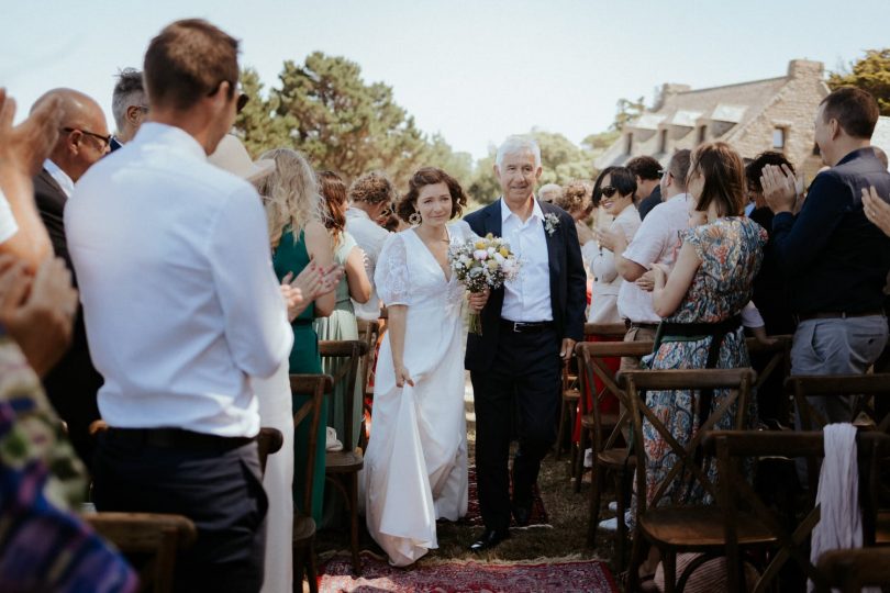 Un mariage sur la plage à la Villa Savheol en Bretagne - Photos : Solène Lagant - Blog mariage : La mariée aux pieds nus