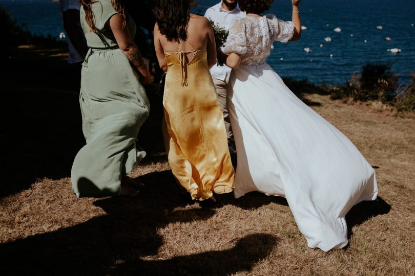 Un mariage sur la plage à la Villa Savheol en Bretagne - Photos : Solène Lagant - Blog mariage : La mariée aux pieds nus