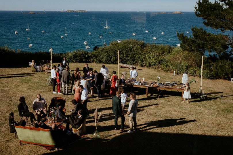 Un mariage sur la plage à la Villa Savheol en Bretagne - Photos : Solène Lagant - Blog mariage : La mariée aux pieds nus