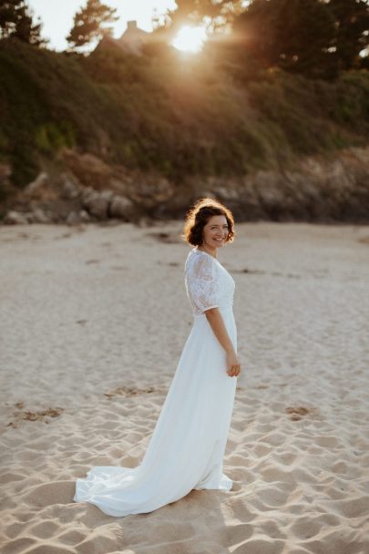 Un mariage sur la plage à la Villa Savheol en Bretagne - Photos : Solène Lagant - Blog mariage : La mariée aux pieds nus