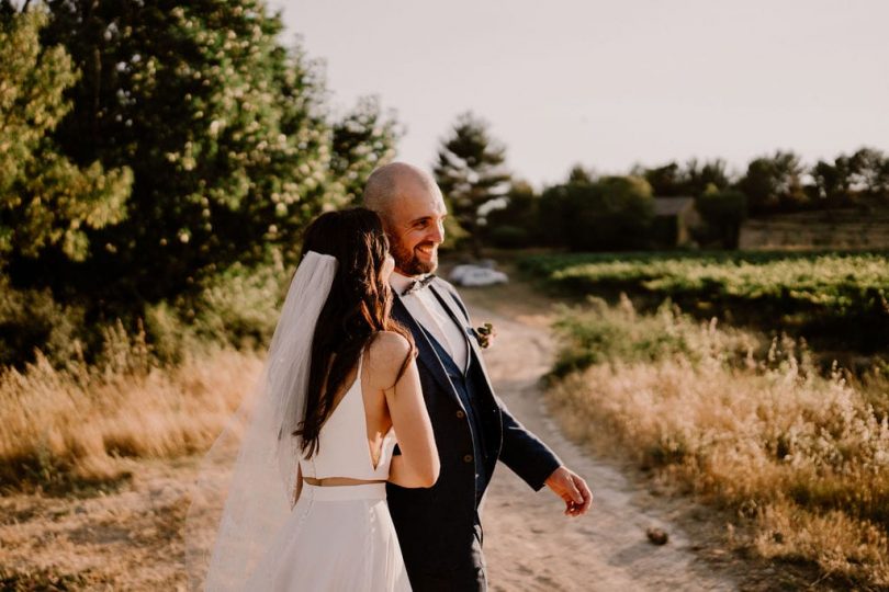 Un mariage au Prieuré de Badasset en Provence - Photos : Caroline Robi - Blog mariage : La mariée aux pieds nus