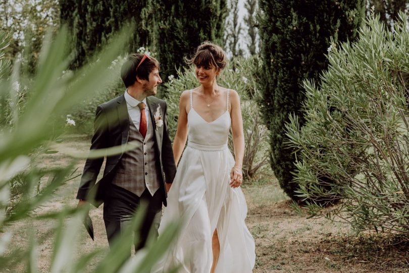 Un mariage bohème près d'Avignon en Provence - Photos : Alexandra Maldémé - Organisation et décoration : Artis Evenement - Blog mariage : La mariée aux pieds nus