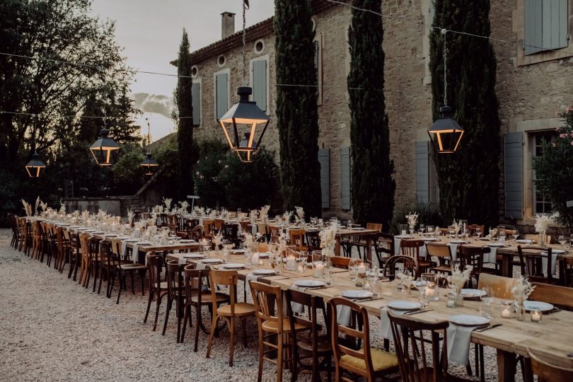 Un mariage bohème près d'Avignon en Provence - Photos : Alexandra Maldémé - Organisation et décoration : Artis Evenement - Blog mariage : La mariée aux pieds nus